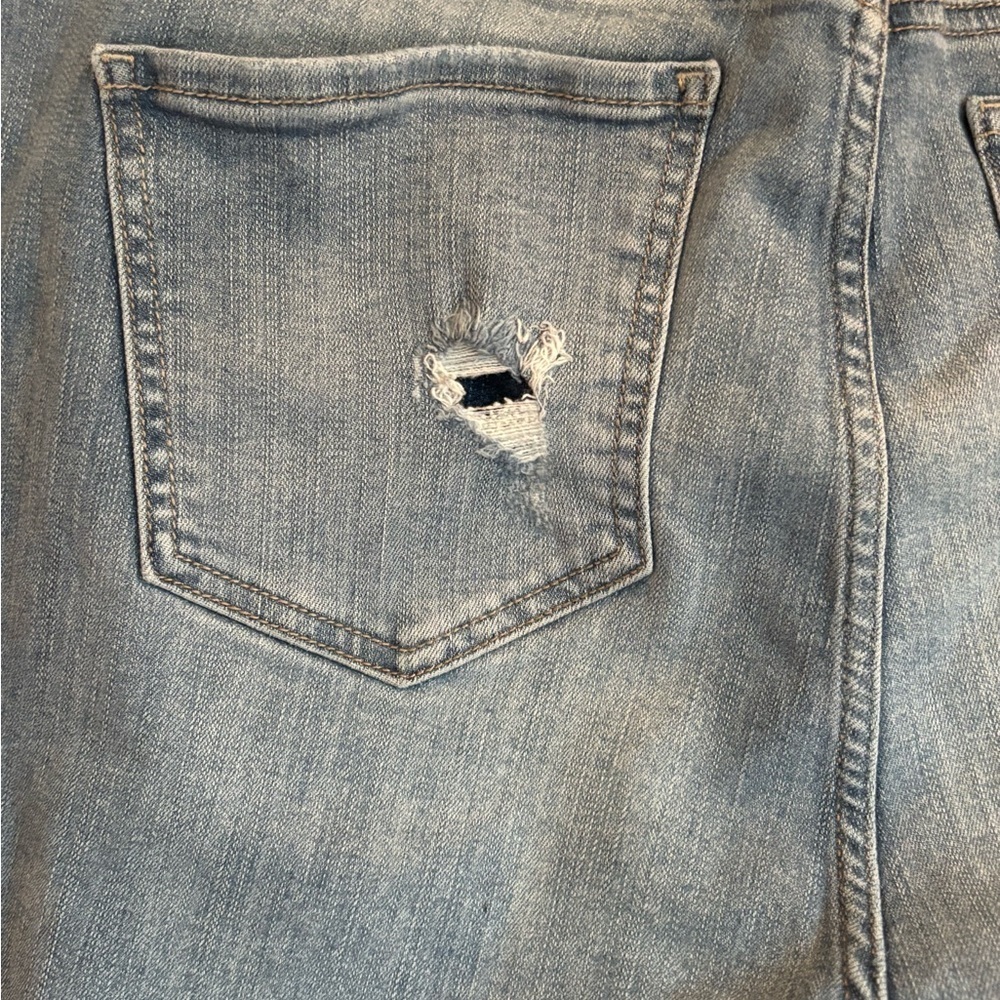 Torrid Jeans Sky High Skinny Crop Light Blue Cropped Distressed BoyfriendSize 18 - Picture 7 of 16